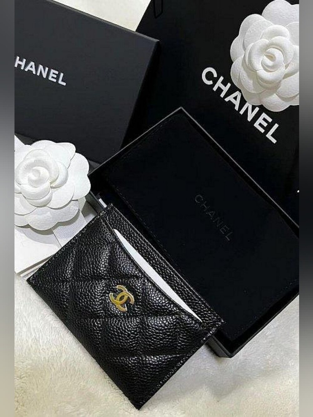 CHANEL Black Quilted Caviar Leather Wallet with Gold CC Logo - Picture 3 of 7